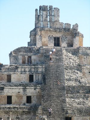 Ruinas Mayas de Edzná como llegar desde Cancun